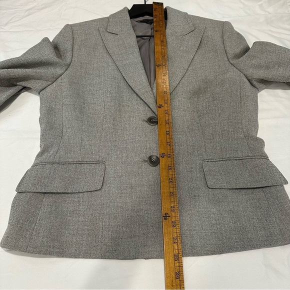 Anne Klein Suit Size 10P Lined Grey Blazer Long Sleeve Collared 2 Button Front - Picture 5 of 8